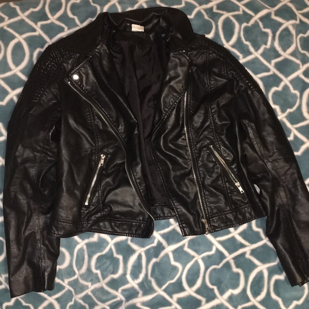 H&M fux leather jacket ( Vegan)
